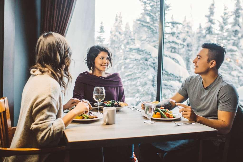 The Explorer Hotel Yellowknife Restaurace fotografie